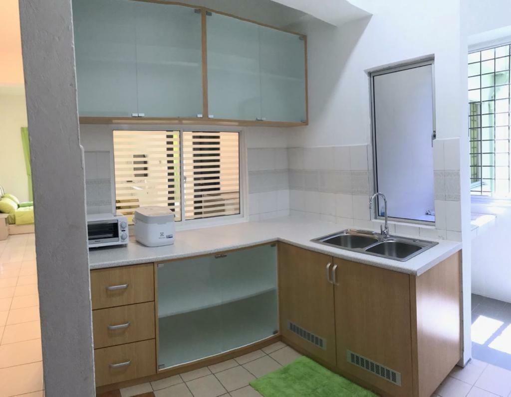 Api Api Centre Apartment Homestay Kota Kinabalu Exterior foto