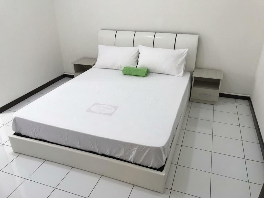 Api Api Centre Apartment Homestay Kota Kinabalu Exterior foto