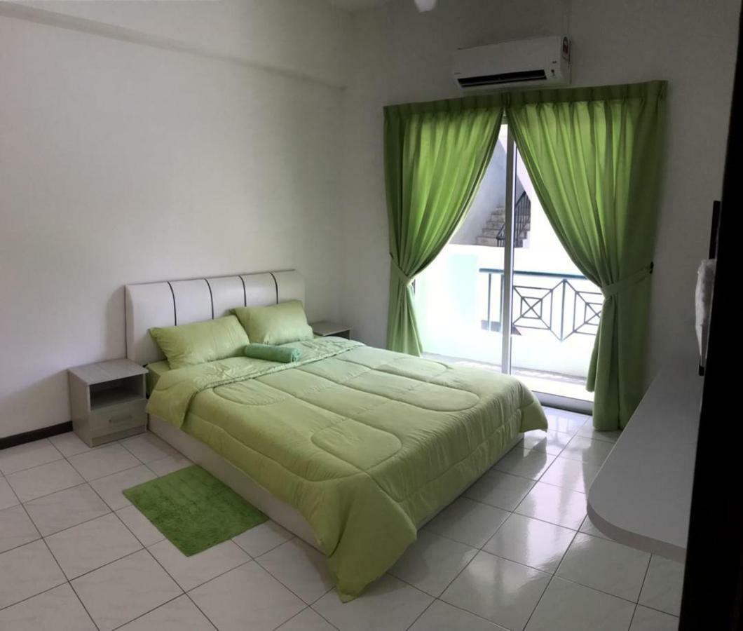 Api Api Centre Apartment Homestay Kota Kinabalu Exterior foto